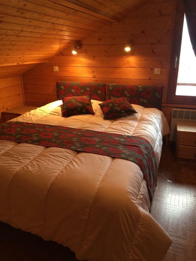 Les Bruyeres Wi Fi Chalet *